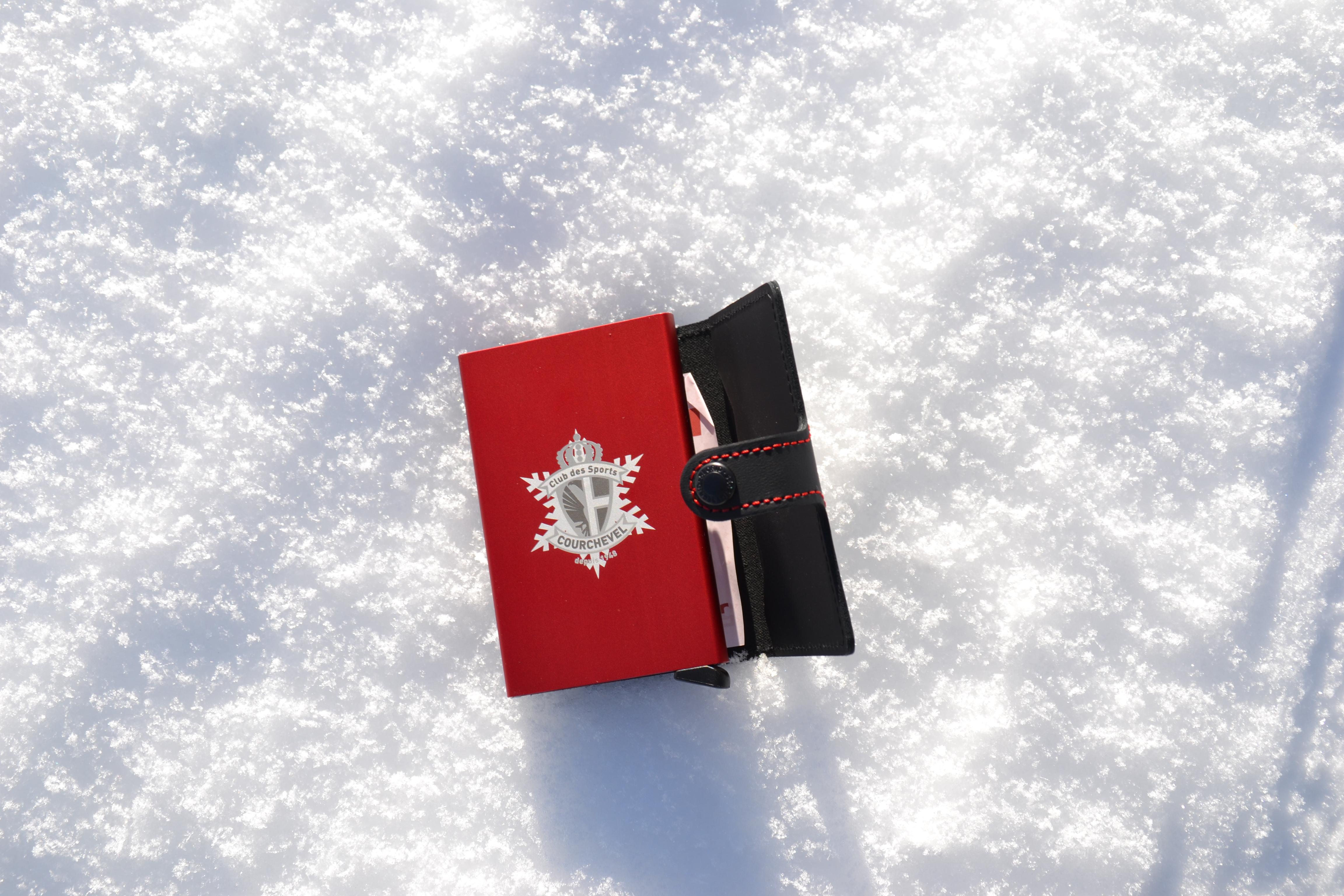 Porte cartes Ineos Club House